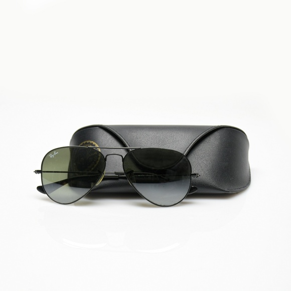 RAY BAN Polished Black Aviator L Sunglasses RB3025 00237 55◻︎14 3N Made in Italy - Picture 1 of 16